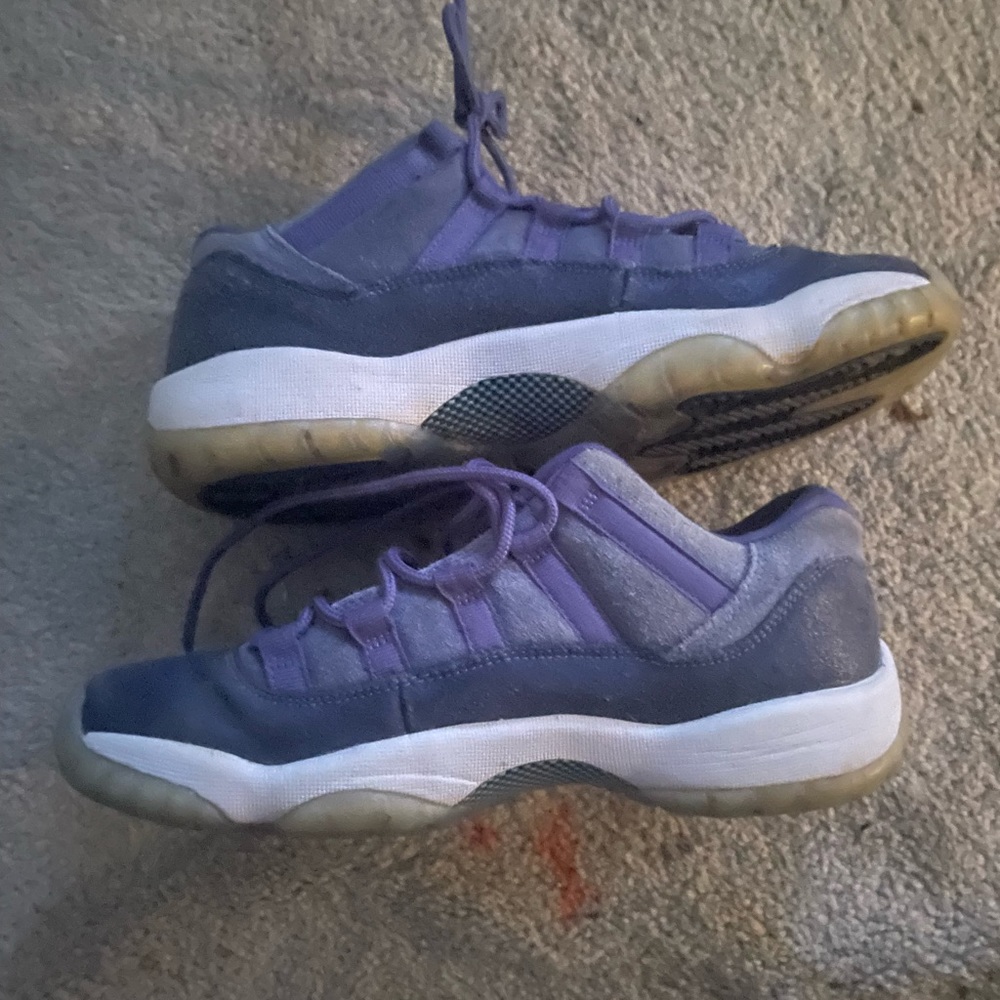 jordan 11 low